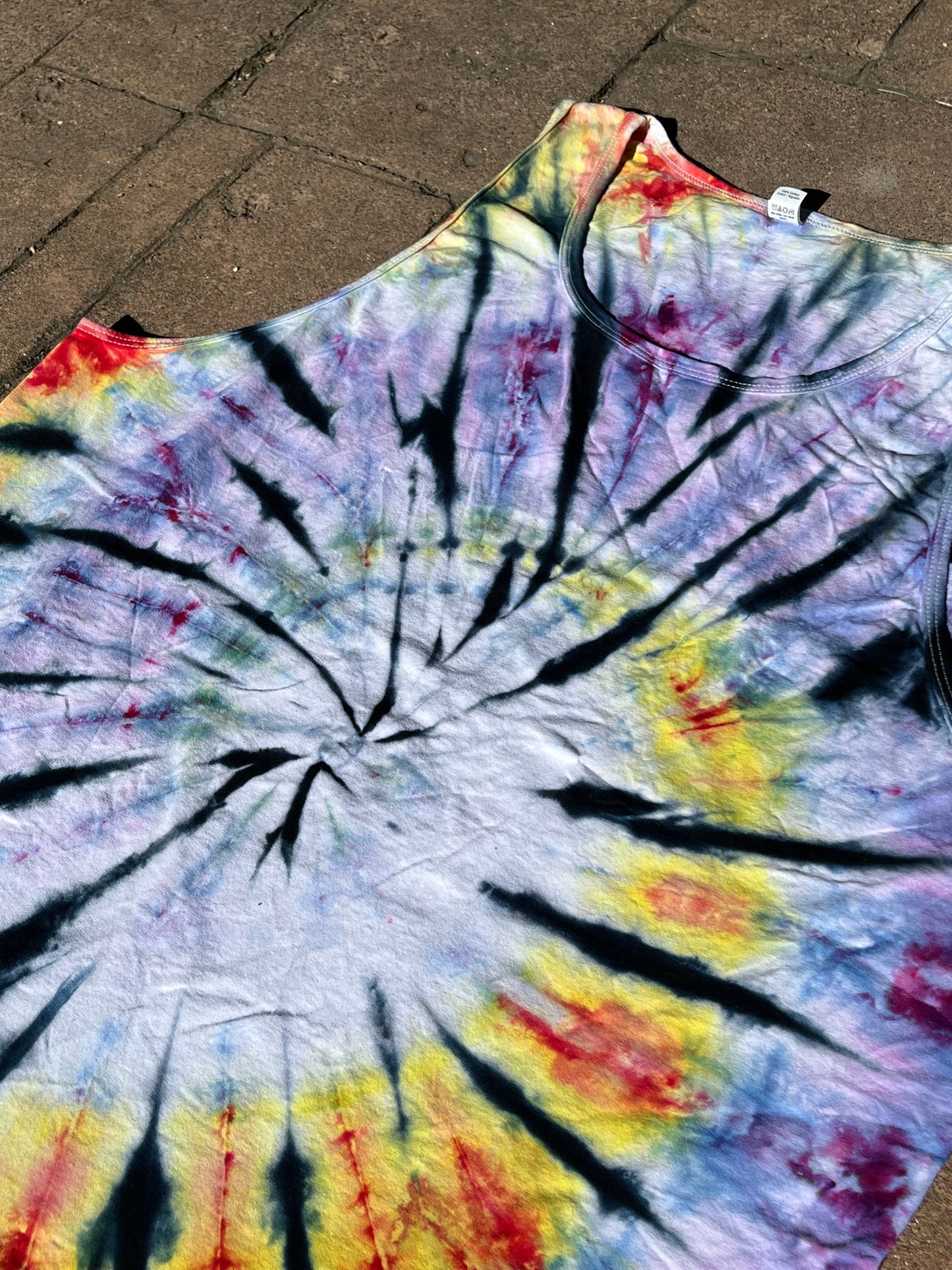 2XL - Purple and Yellow Spiral Tank