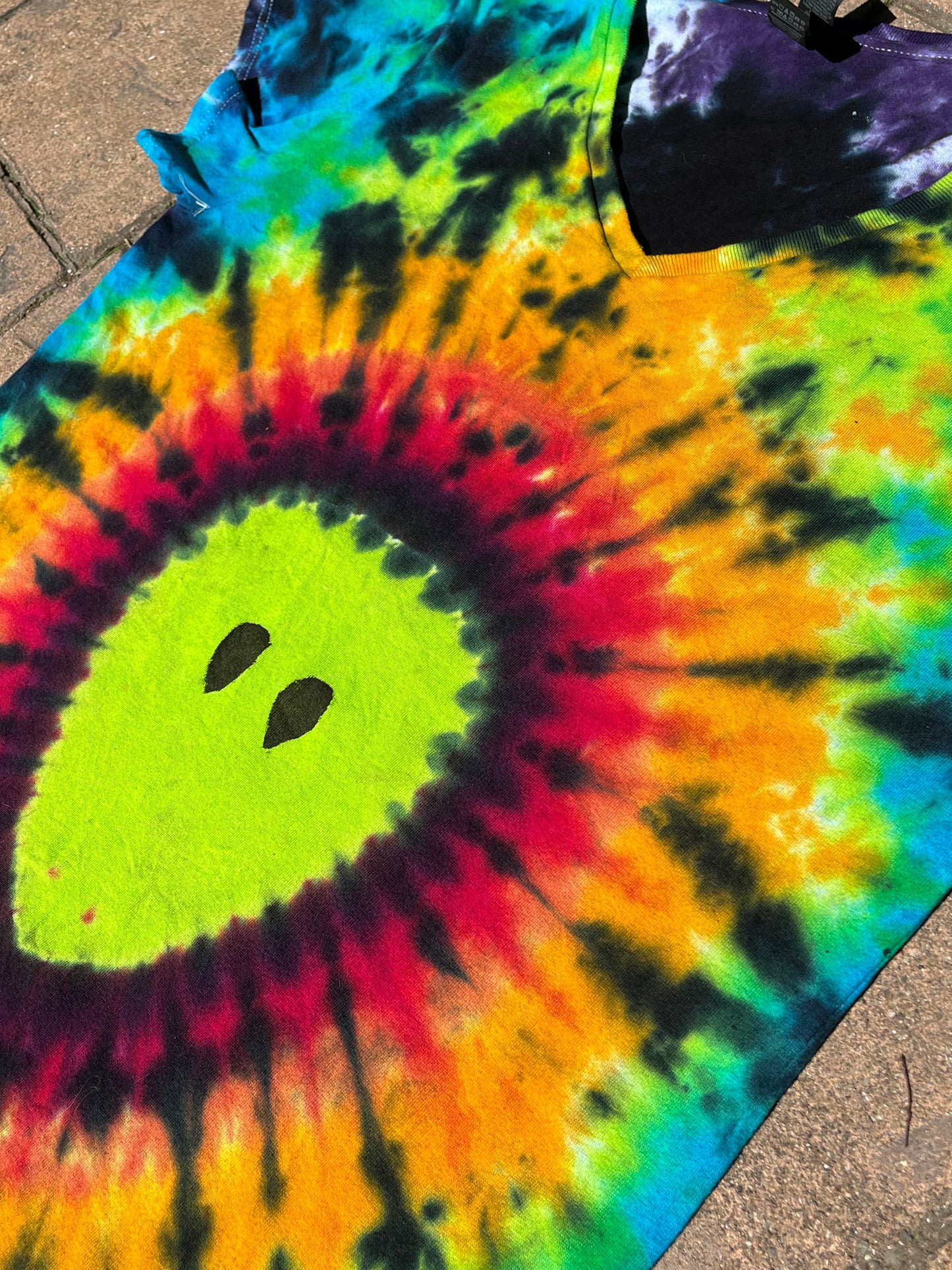 Large - Rainbow Alien